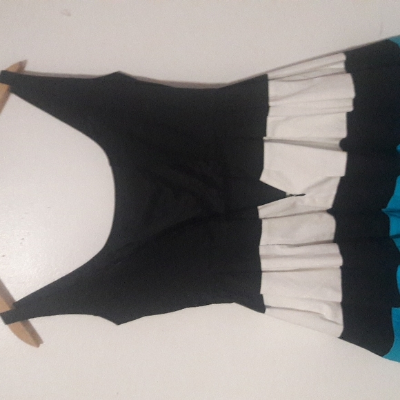 MAGGY LONDON ! DRESS sz 8 - Picture 4 of 8